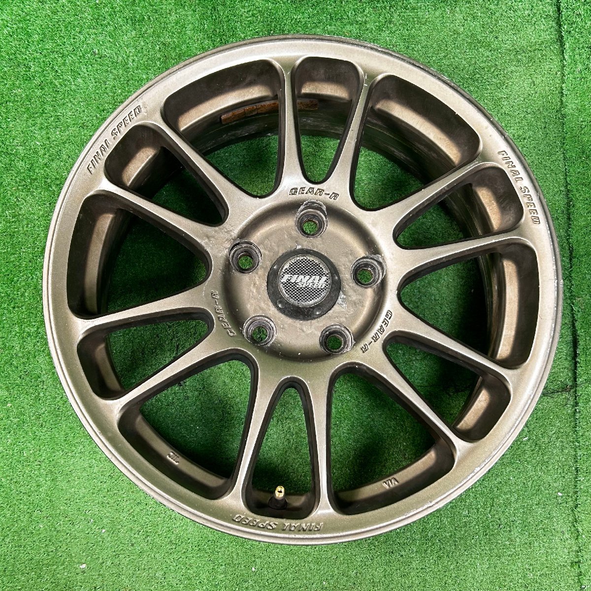 16×7j 5h ＋48 114.3 A-TECH FINAL SPEED GEAR-R エーテック ファイナル アルミ ホイール ホイル 16 インチ in 5穴 pcd 4本 菅16-144の画像2