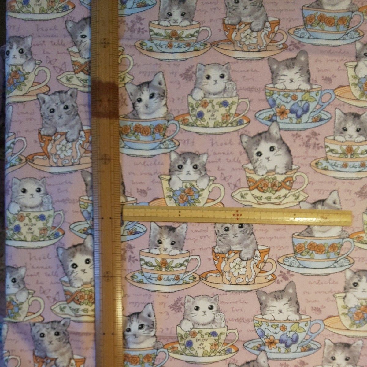 FUWARI オックス生地 猫ちゃん ピンク系 生地巾約108cm×約50cm