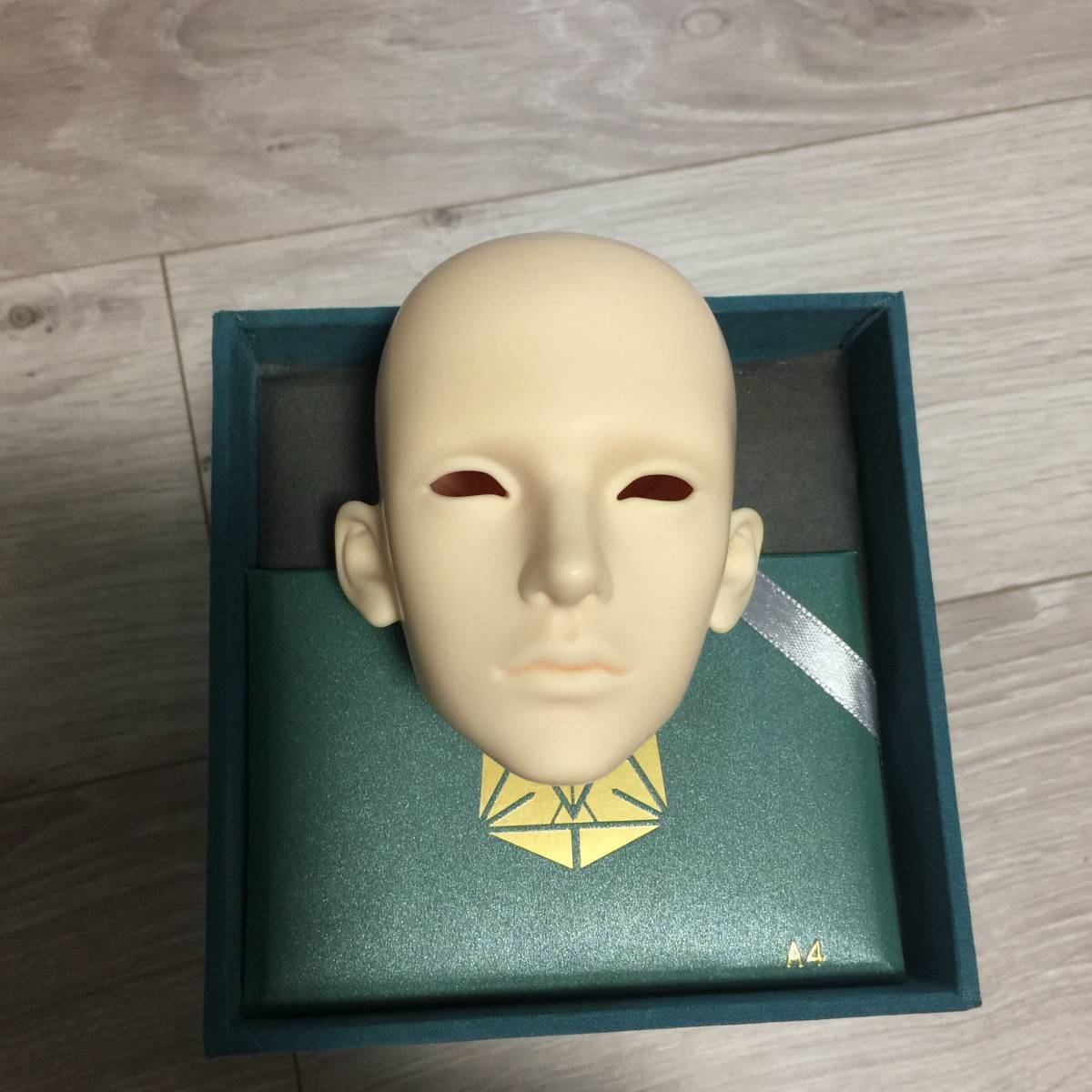 メークなし新品キャストヘッドvolodymyr soomノーマル肌75cm人形
