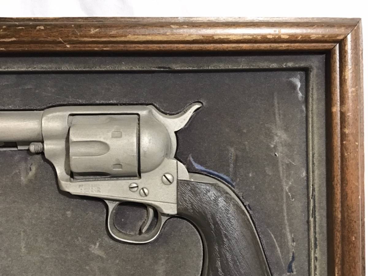 【 フランクリンミント？ 】コルト .４５ ピースメーカー 額入りモデルガン Colt .45 Peacemaker 無可動 模型 franklinmint _画像3