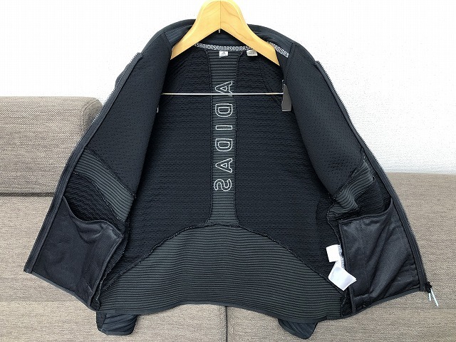 S14★アディダス adidas pakaian COLD RDY 上着 ジャンパー 黒★キッズ 140㎝位？(身幅46着丈56)_画像2