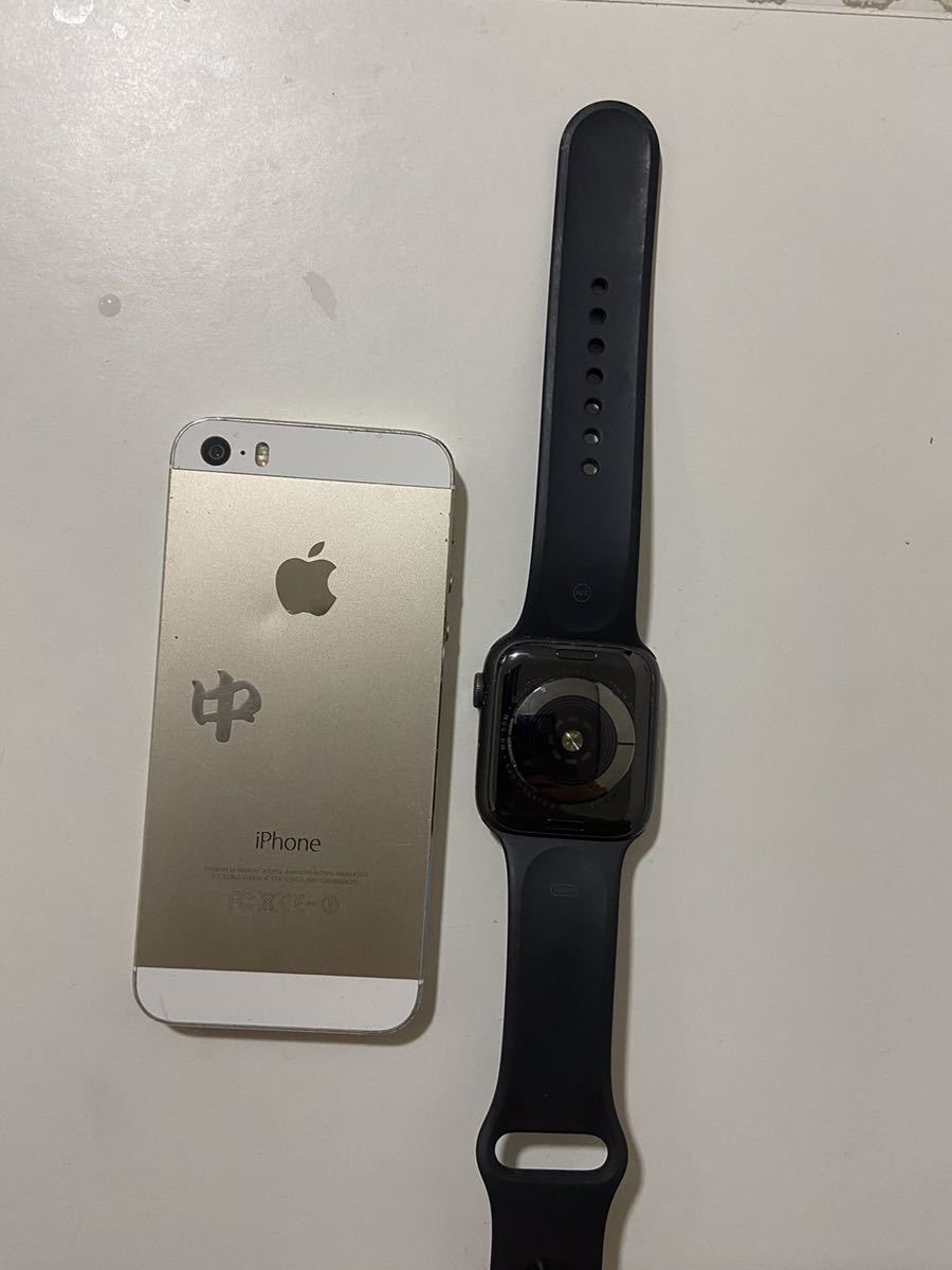 Apple iPhone 5 Apple Watch series 5 44MM中古ジャンク　未確認MP③_画像2