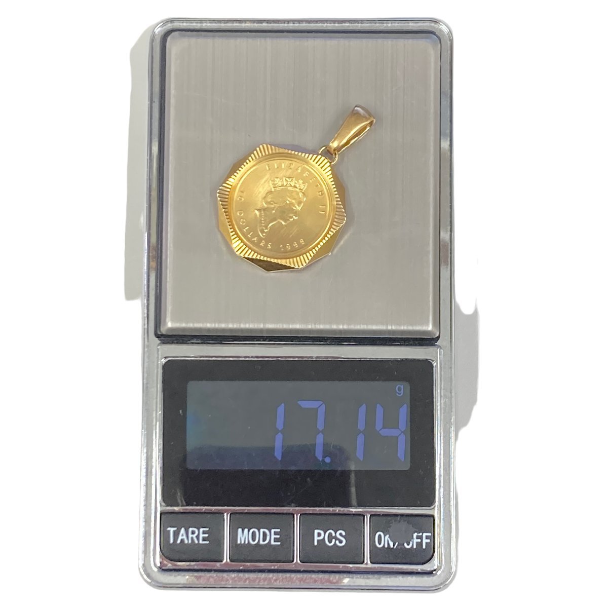 K24　K18　メープルリーフ　ペンダントトップ　エリザベス女王2世　１０ドル金貨1999年コイン：1/4oz（7.85g）/総重量17.14g（ガラス含む）_画像6