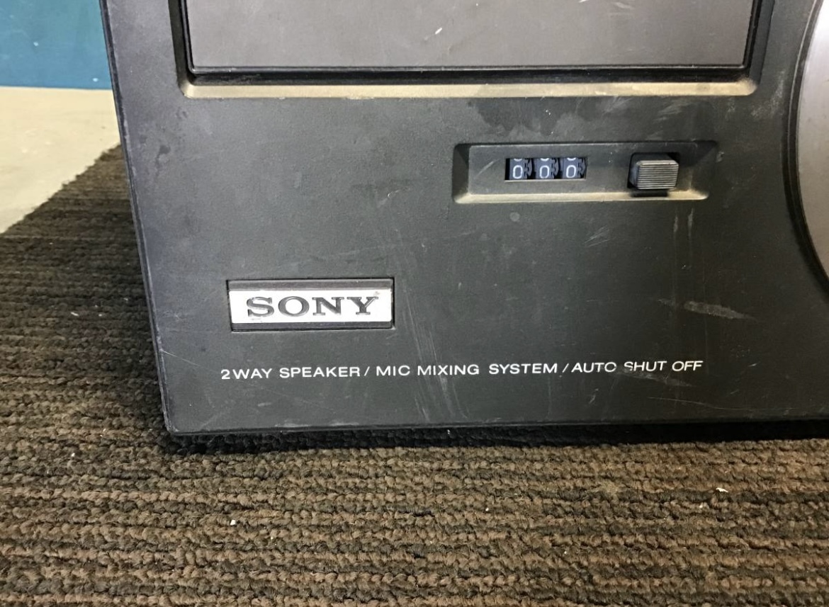 #□岐阜発 △SONY/ラジカセ/CF-1980Ⅱ/2WAY SPEAKER/CASSETTE-CORDER 3 BANDS/電源コードなし/取手無し/動作未確認/ジャンク品 R5.5/16□の画像2