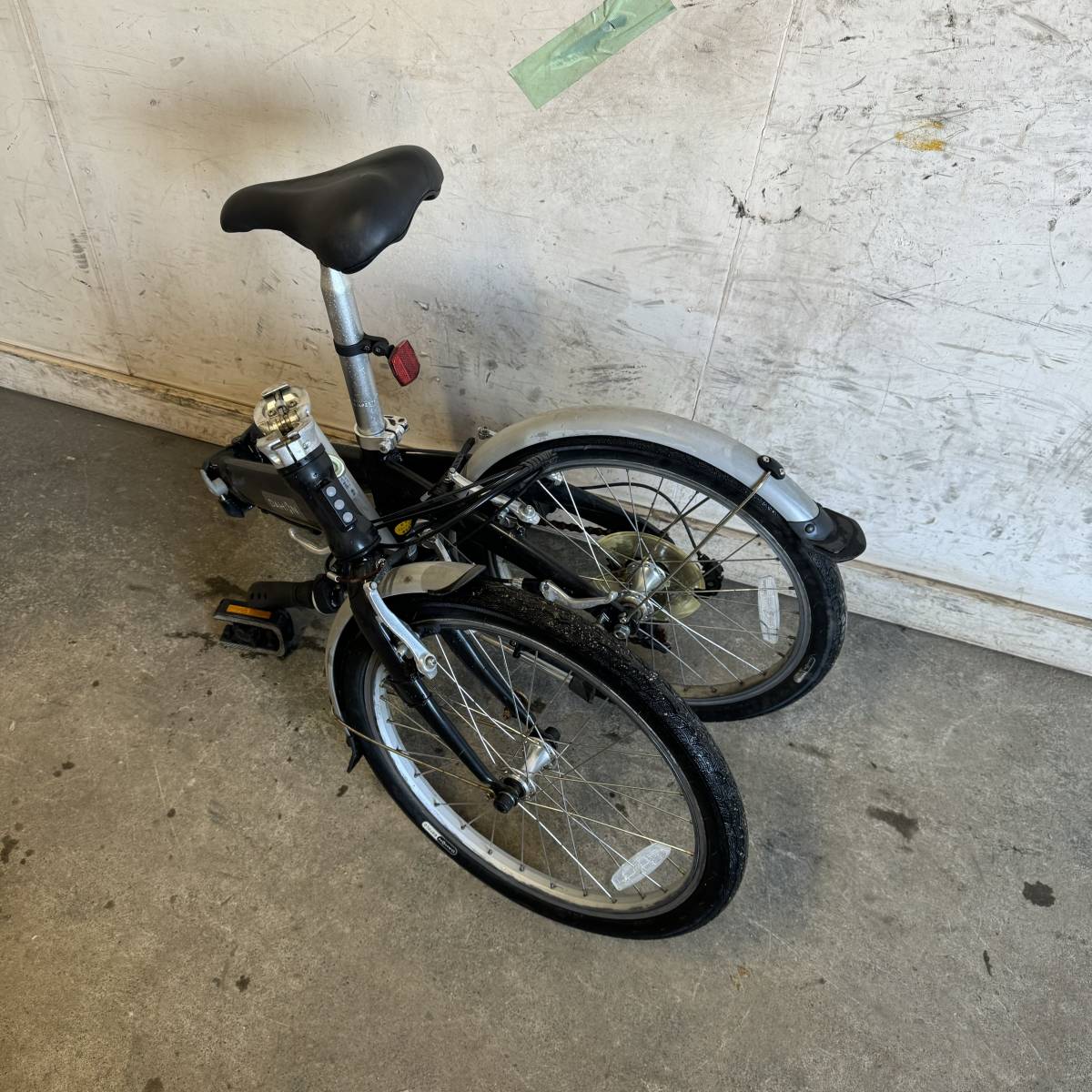 * Gifu departure ^DAHON/da ho n/eco c7/ foldable bicycle /20 -inch /7 step shifting gears / mileage verification / saddle crack equipped / crime prevention equipped / present condition goods R5.12/21*