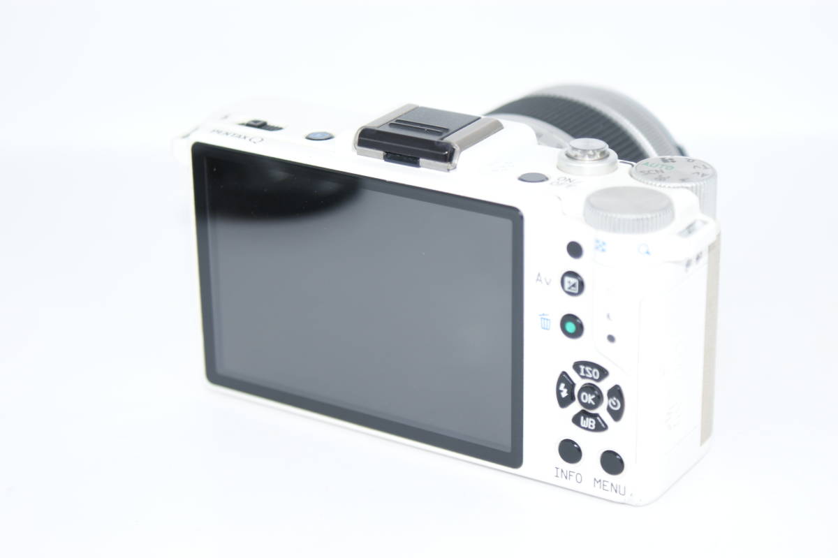 6732円 PEATAX Q(ホワイト/+02 STANDARD 5-15mmレンズセット)405 6732円 PEATAX Q(ホワイト/+02 STANDARD 5-15mmレンズセット)405