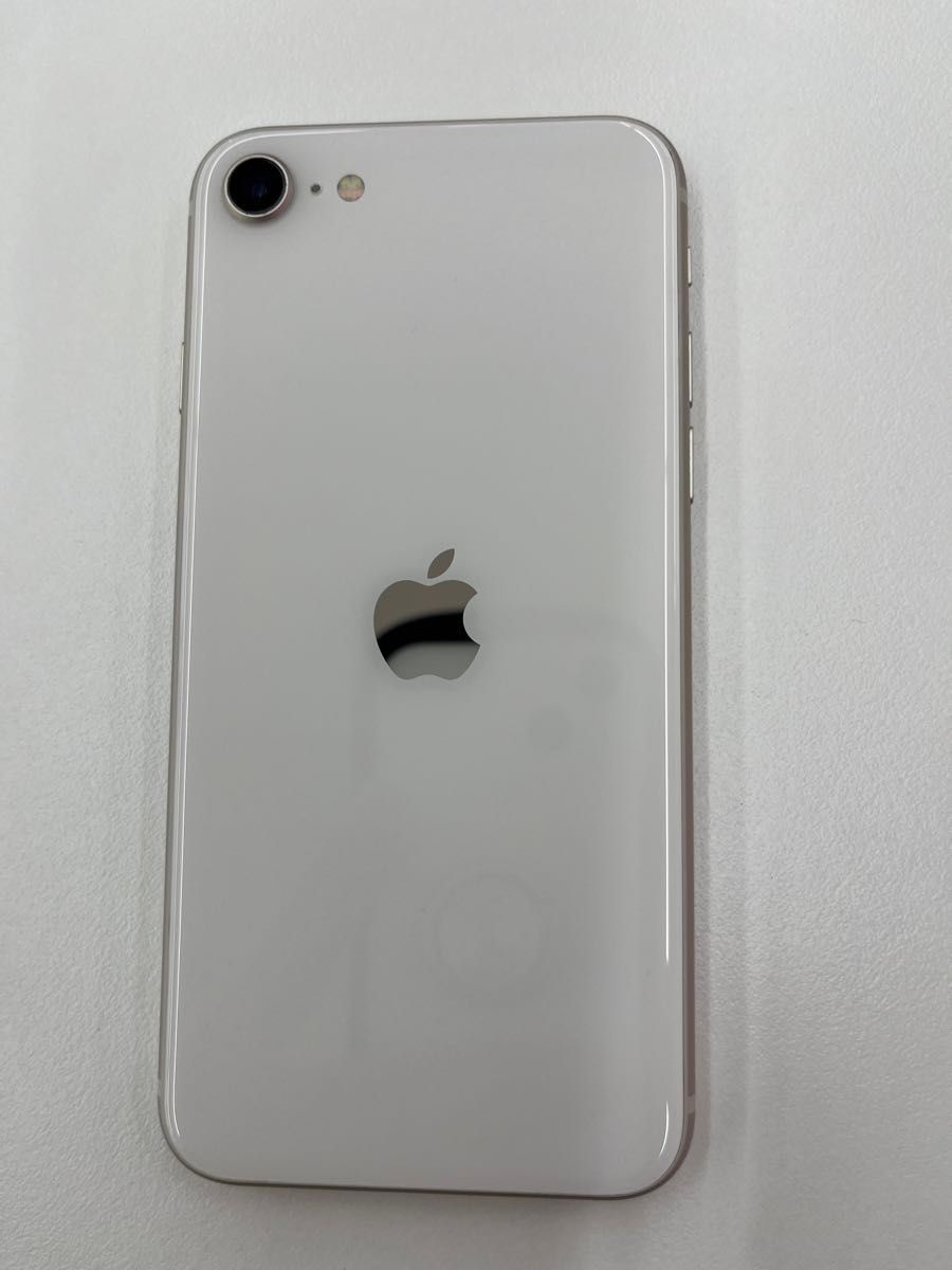 極美品　iPhone SE3 64GB スターライト　SIMフリー