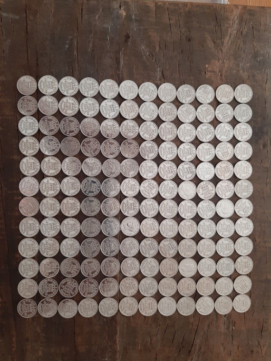 英国幸せのシックスペンス イギリス 144枚セットラッキー6ペンス コイン 1948 本物 古銭  英国コイン 美品19.5mm