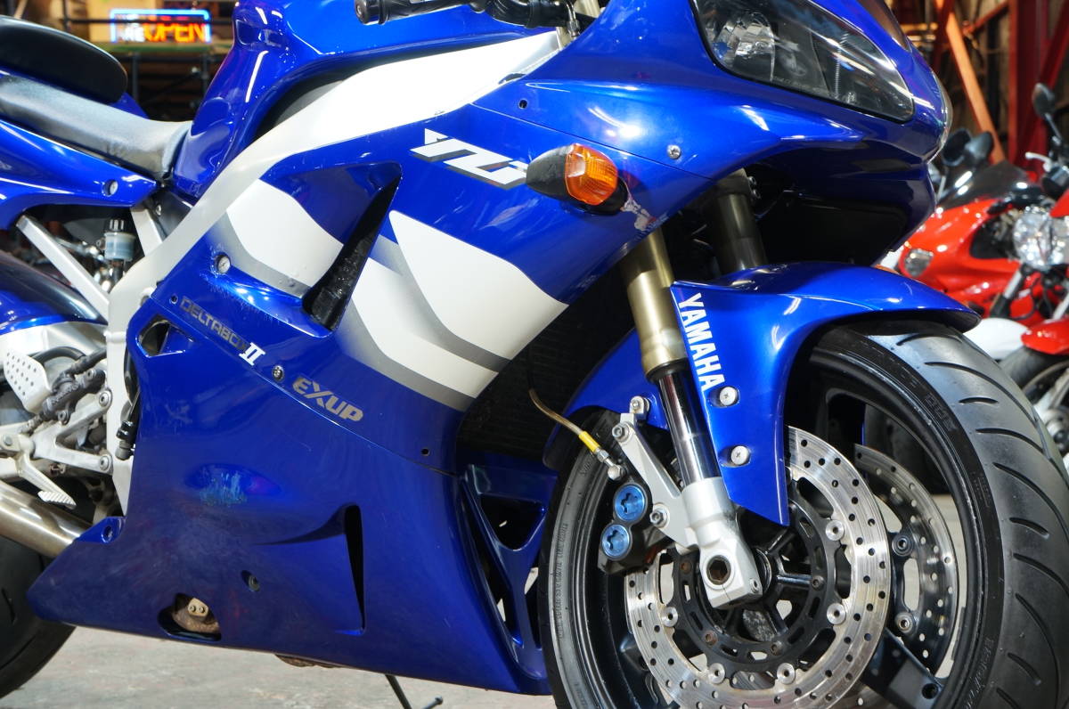 ◆◇配送のみ!!◆◇年末在庫セール!!◆◇逆車!! YZF R1 快調な走りです!! ロングツーリングにも!! 埼玉～関東近県即日自社配送可!!_画像5