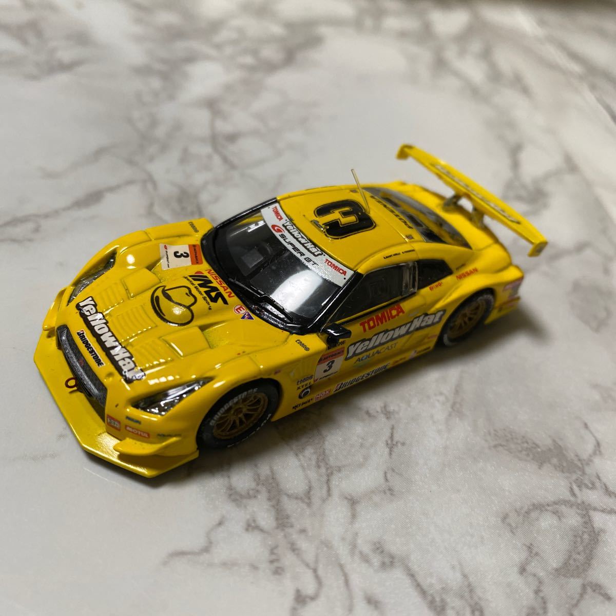 京商 1/64 スーパーGT GT500 イエローハット YMS トミカ GT-R No 京商 1/64 スーパーGT GT500 イエローハット YMS トミカ GT-R No