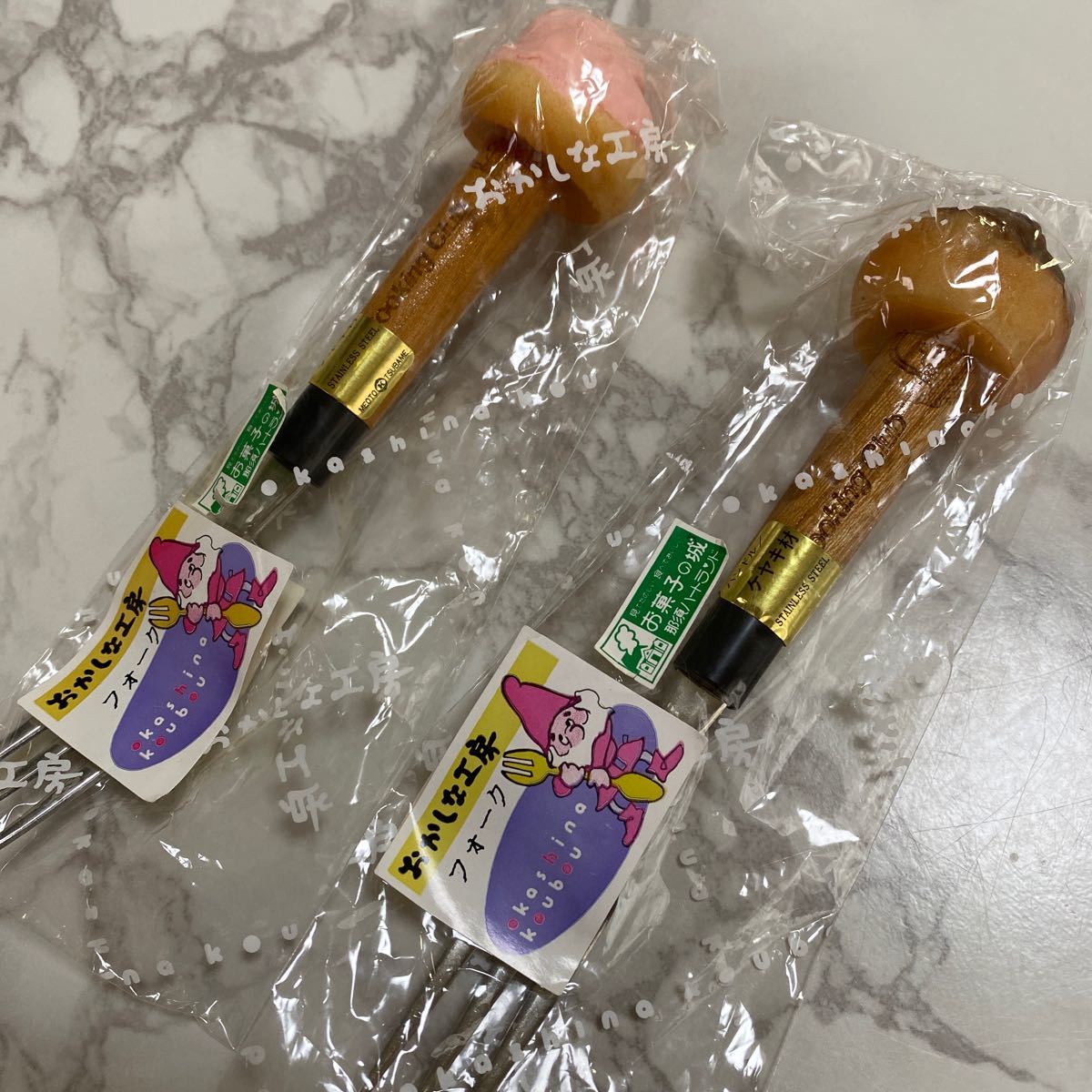 お菓子の城 那須ハートランド　おかしな工房　シュークリーム　リーメント　食品サンプル　フォーク　セット　ケヤキ材　レトロ　木製_画像1