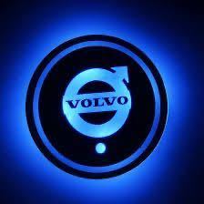 車　LEDドリンクホルダー、レインボー、ロゴ、ディスプレイライト、LEDカーカップホルダー/ VOLVO LEDプレート68mm7色2個　ボルボ/ ライト
