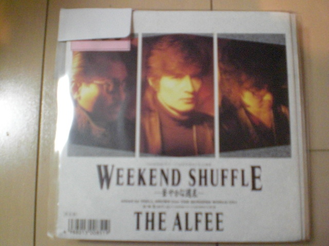 即決 EP レコード THE ALFEE アルフィー/WEEKEND SHUFFLE EP5枚まで送料ゆうメール140円_画像1