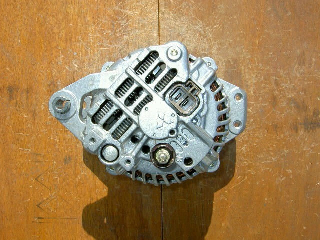 パジェロ、Ｌ１４１／Ｌ１４６系用オルタネーター（ダイナモ）リビルト品 Ａ３Ｔ０２１９３、ＭＤ１４１８５５_画像2