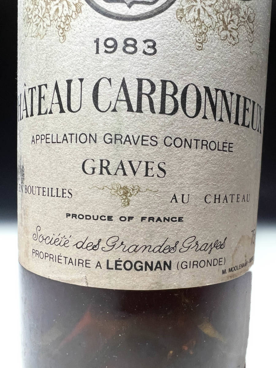 [ prompt decision ]# old 1983 year car to-karubo new Graves A.C. F7983 CHATEAU CARBONNIEUX old sake old sake . cost Special class Old bottle Gravees GRAND CRU