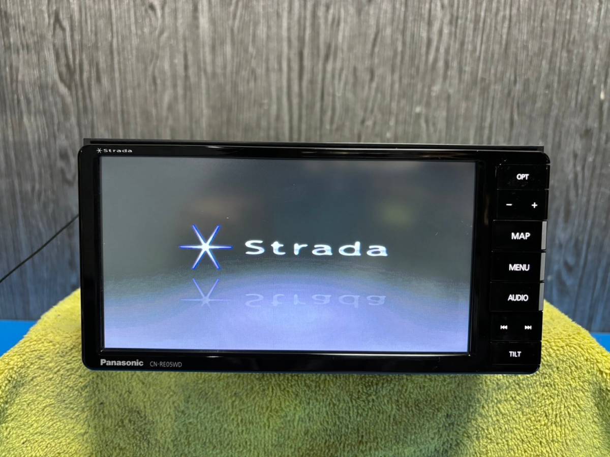 ☆Panasonic strada パナソニック ストラーダ CN-RE05WD メモリーナビ※地図SD欠品☆120505M_画像1