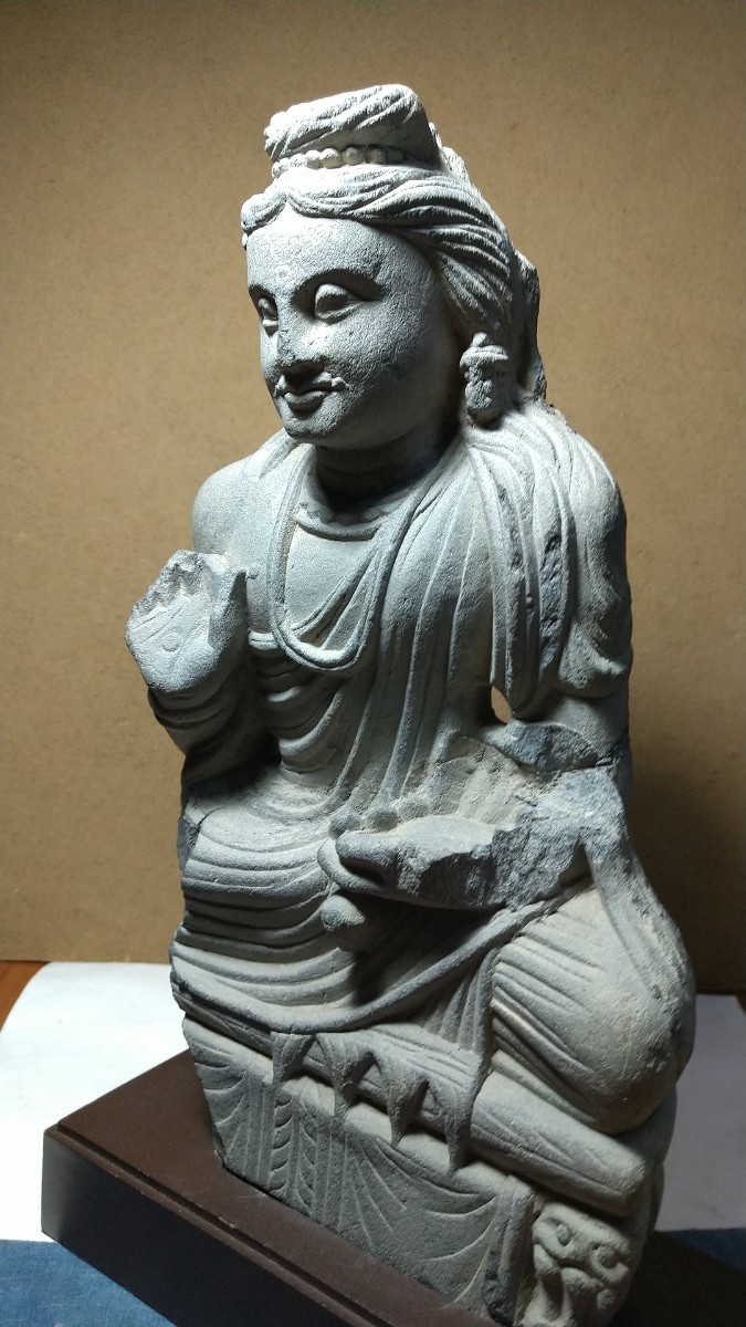 【哲】【特別出品】作行最高のガンダーラ石彫菩薩像（２〜４世紀）_画像4
