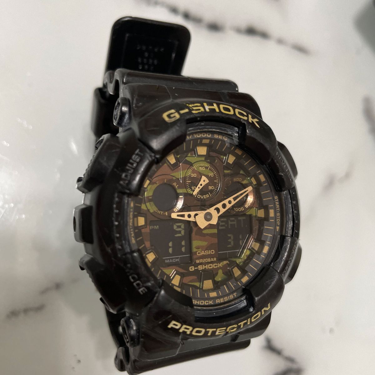 CASIO G-SHOCK 美品 電池交換済み GA-110 カモフラージュ 迷彩 CASIO G-SHOCK 美品 電池交換済み GA-110 カモフラージュ 迷彩