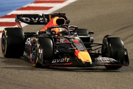 1/43 オラクル レッドブル フェルスタッペン F1 RB18 No.1 Oracle Red Bull Racing formula 1 2022 Verstappen 新品 梱包サイズ60_画像2