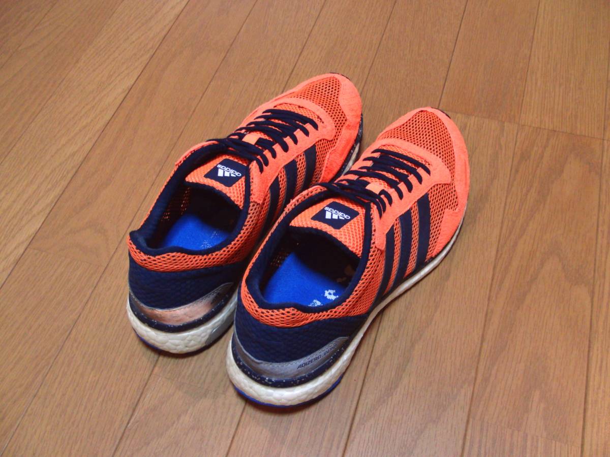 即決早勝!!絶対推奨アディダスADIZERO JAPANスニーカー橙×紺【技術革新】adidas BOOSTランニングシューズ26.5㎝★ジョギングシューズ☆_画像3