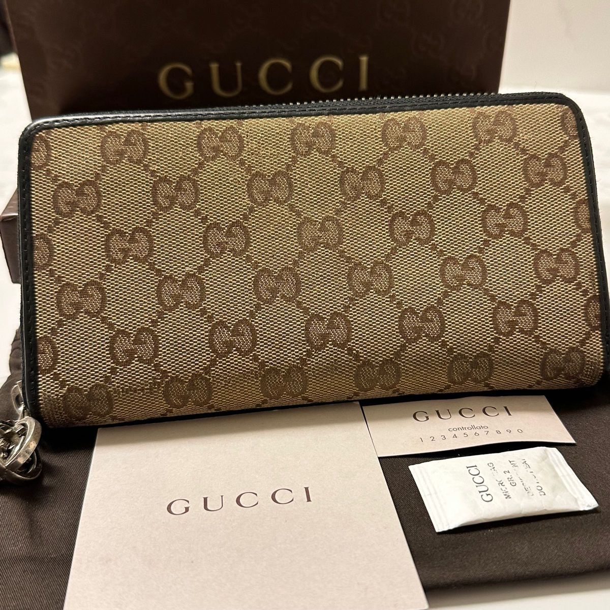 良品！ グッチ GUCCI 財布　長財布　GGキャンバス　GG金具 ラウンドファスナー