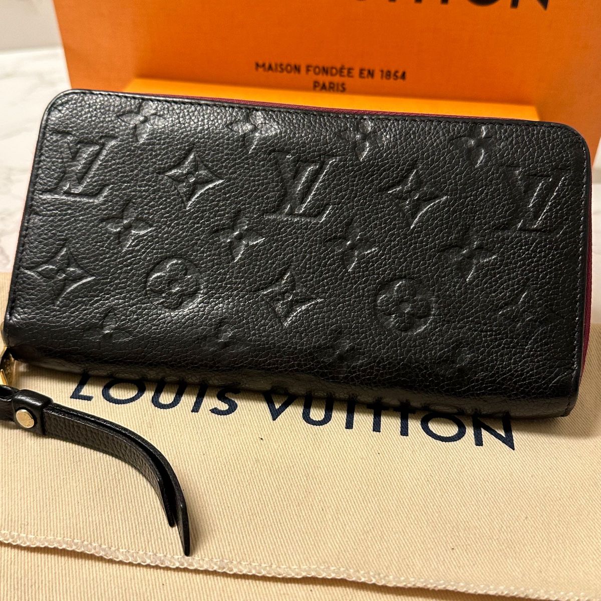 ほぼ新品！ ルイヴィトン LOUIS VUITTON モノグラム アンプラント 財布　長財布 ジッピー ウォレット