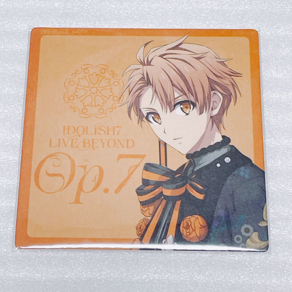 アイナナ 缶バッジ 衣裳展 三月 IDOLiSH7 - アニメグッズ