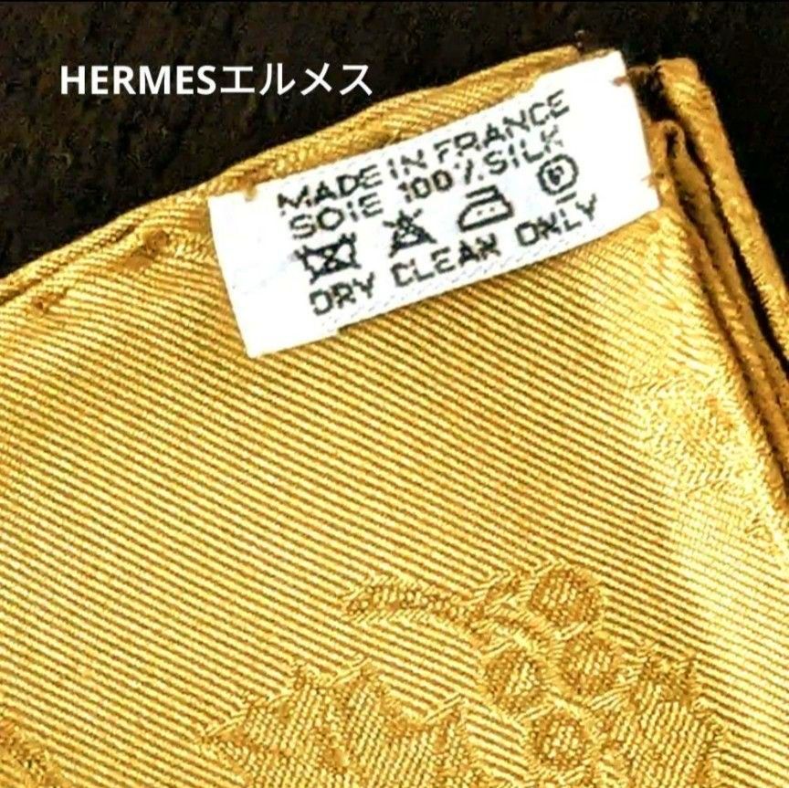 お値下新品未使用【HERMESエルメス】カレ90 ヤドリギ クリスマス柄シルク大判ビンテージヴィンテージ 昨年の雪ストールスカーフ