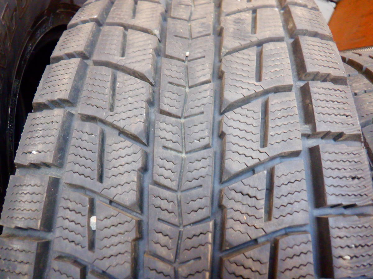 ダンロップ　ウインターマックス　SJ8 265/70R16 4本バリ物 #2　スタッドレス　冬タイヤ　スノータイヤ　 個人宅配達可能_画像3