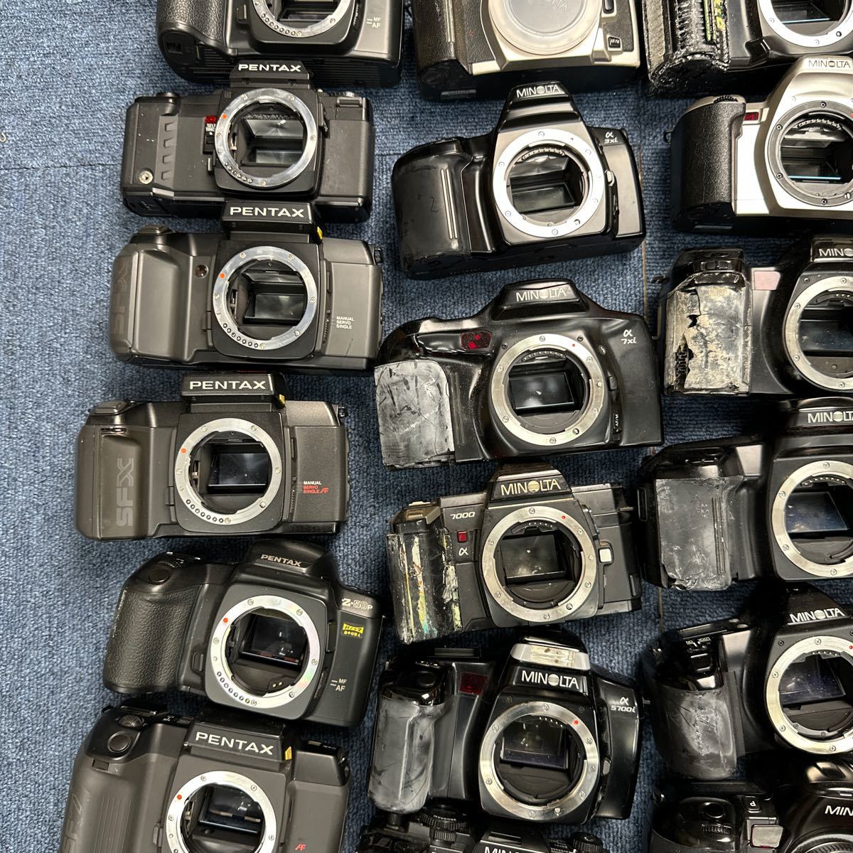 超大量！計:49個　まとめ売り　AF一眼レフ　フィルムカメラ　ジャンク品　Canon Nikon PENTAX MINOLTA F012_画像5