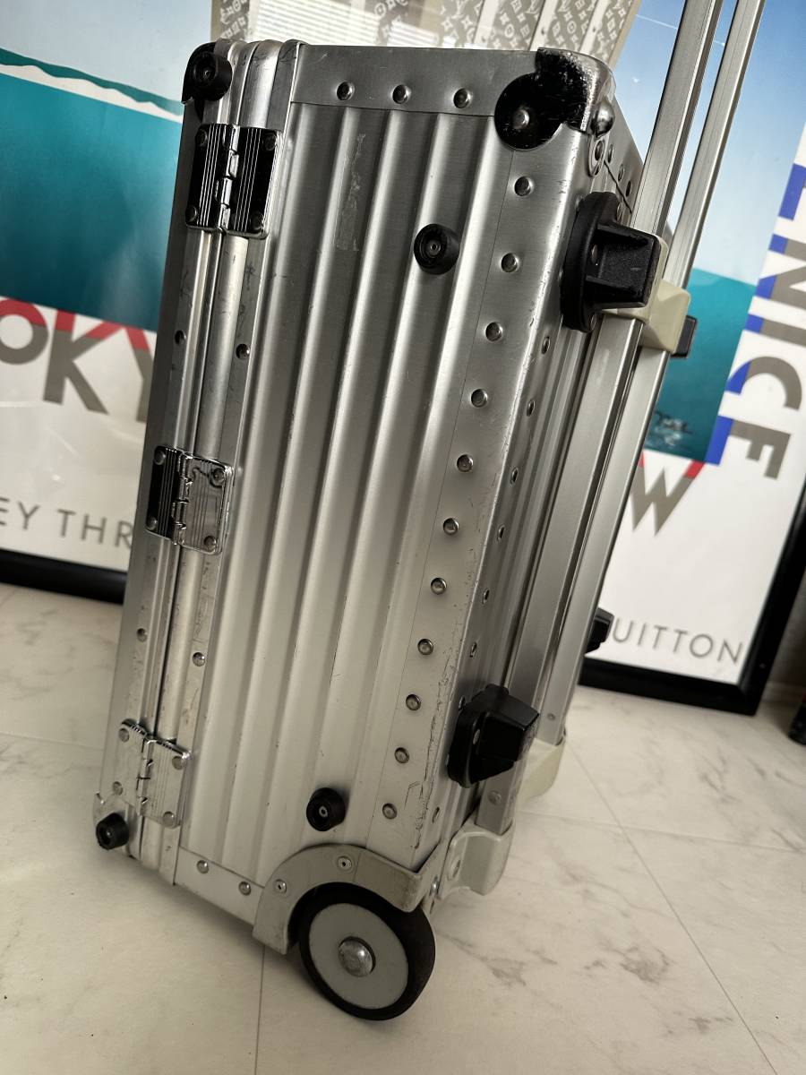 【即決/即納】！最小サイズ！機内持ち込みサイズ！ RIMOWA リモワ TROPICANA トロピカーナ スーツケース 精密機器ケース 382.03 35L程度_画像4