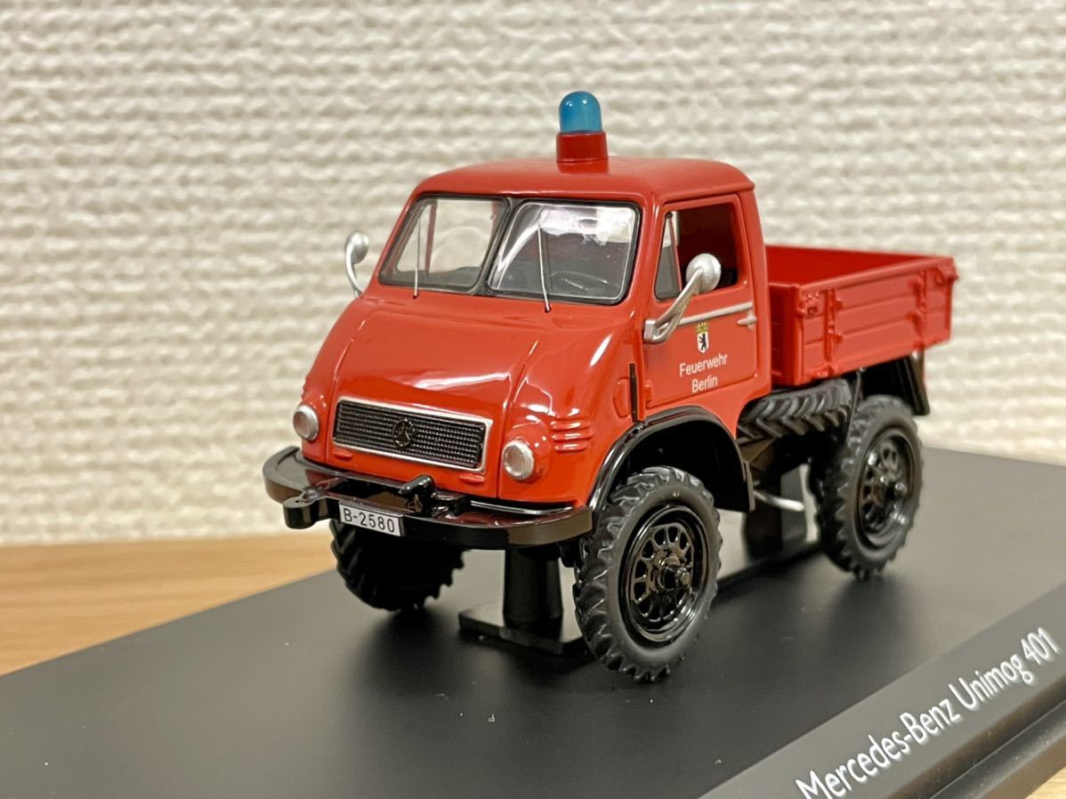 1/43 シュコー schuco メルセデスベンツ　ウニモグ401 消防車　ミニカー　Mercedes Benz unimog 401_画像1