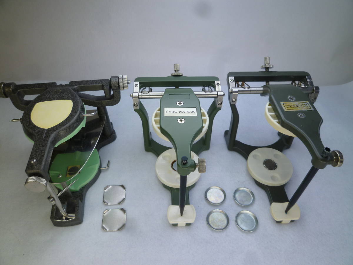 松風 ハンディⅡA咬合器 中古品5個 ① 歯科技工:松風ハンディ咬合器ⅡA型と松風ハンディ咬合器 中古品