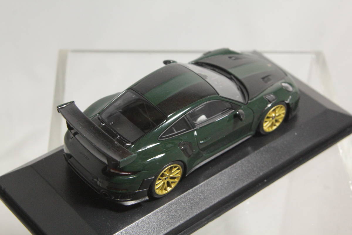 MINICHAMPS 1/43 ポルシェ 911 GT2 RS ( 991.2 ) dark green / gold wheels_画像6