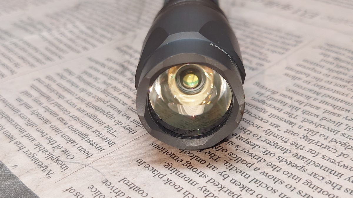 Yahoo!オークション - SUREFIRE E1L Outdoorsman 旧ロゴ 1セル3V Yahoo!オークション - SUREFIRE E1L Outdoorsman 旧ロゴ 1セル3V