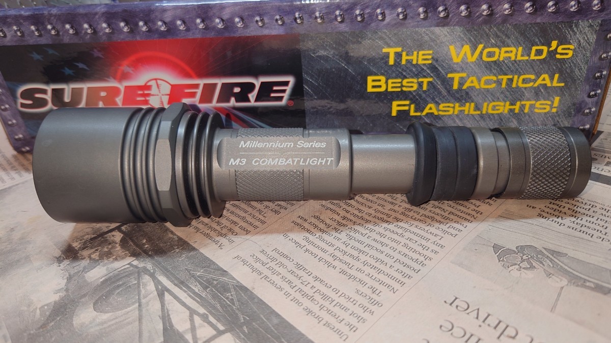 Bibian 比比昂- 【極初期ロゴ】SUREFIRE M3 Millennium Bibian 比比昂- 【極初期ロゴ】SUREFIRE M3 Millennium