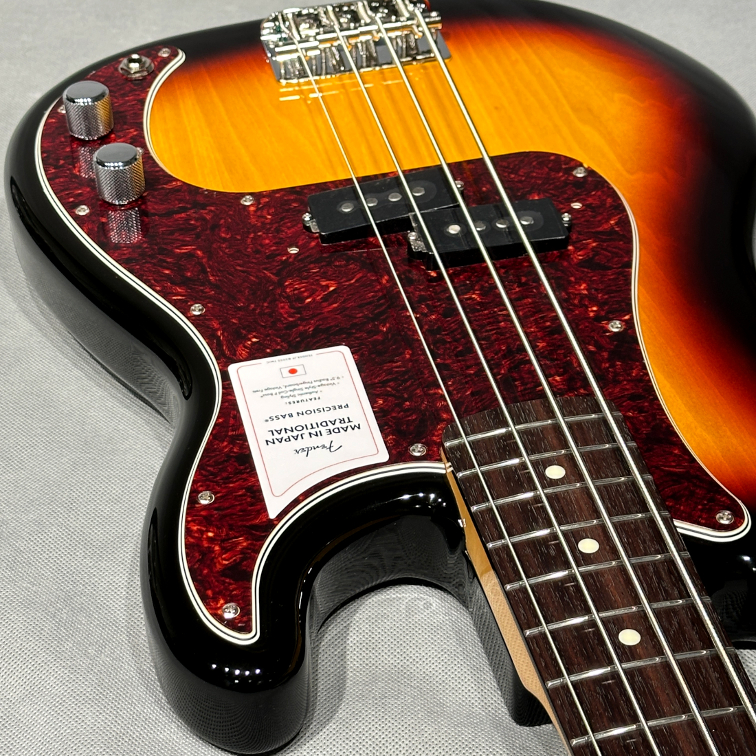 Fender Made in Japan Traditional II 60s Precision Bass RW 3TS 3-Color Sunburst フェンダー プレシジョンベース 日本製_画像4