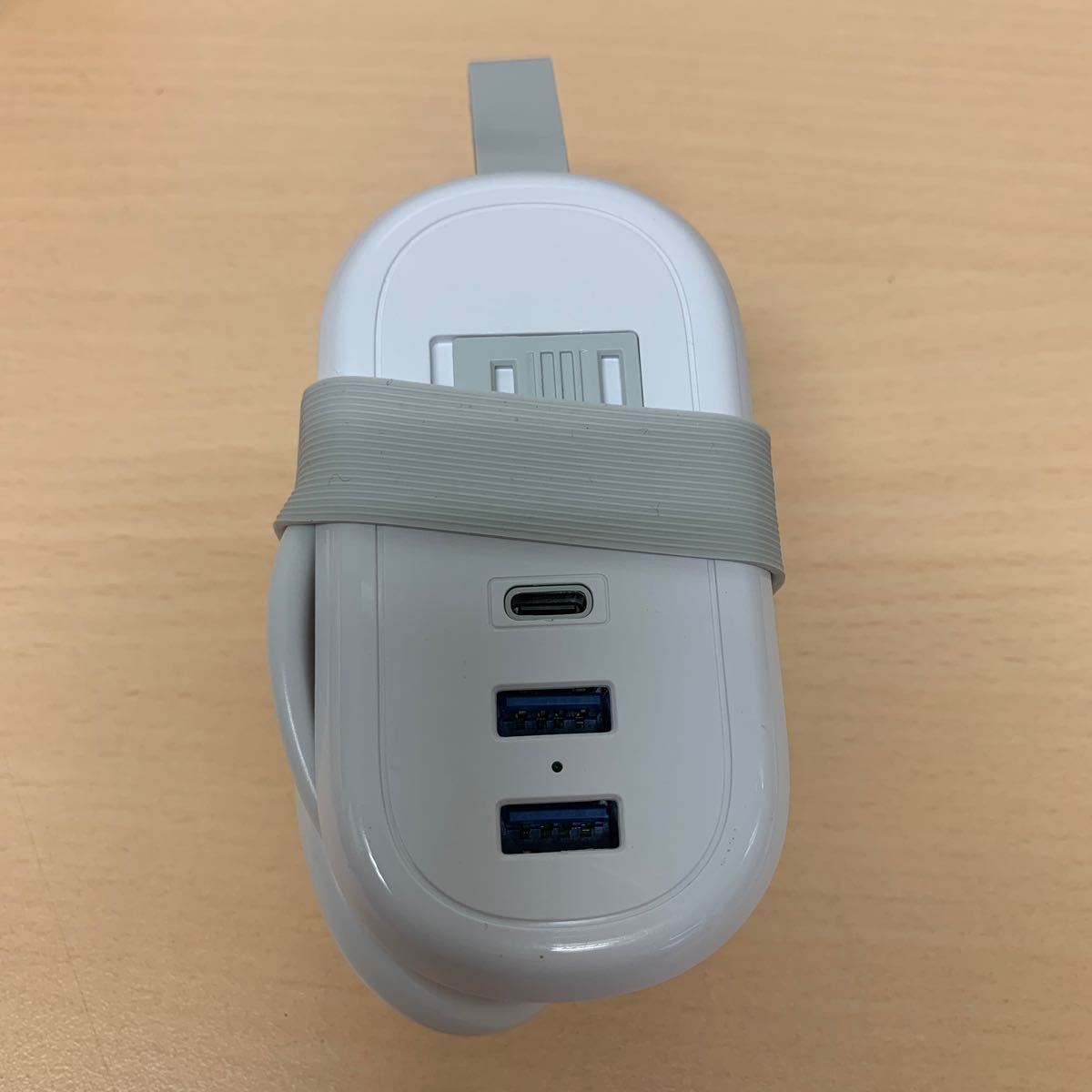 y120509m [ with translation ] BEVA extender Type-c USB power supply tap travel for (2 piece dust shutter attaching AC.+2 piece USB-A+1 piece USB-C) tap small size light weight 
