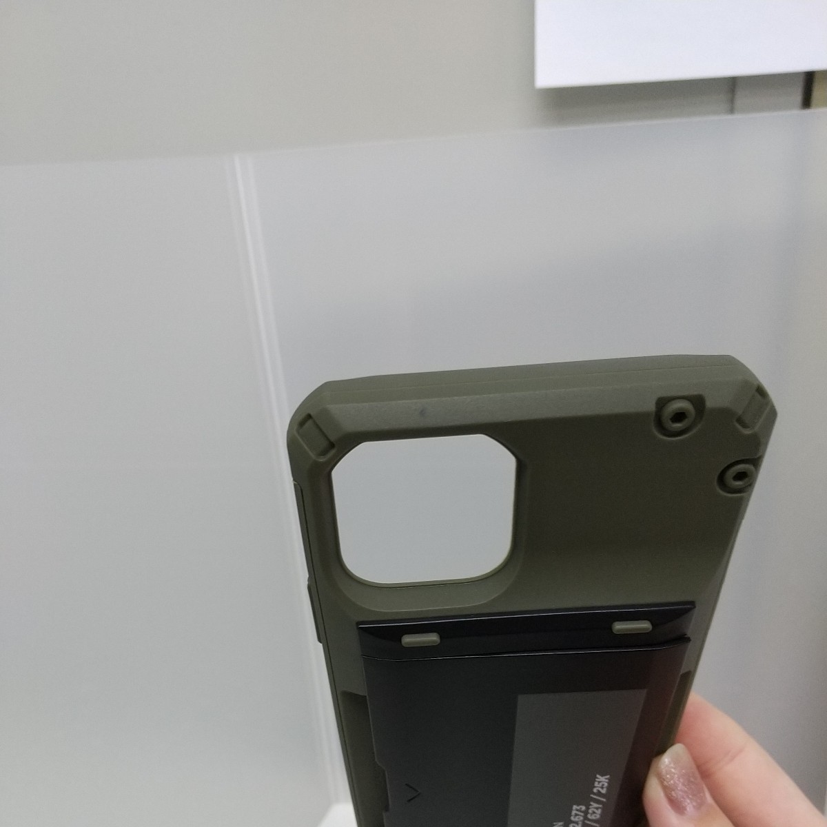 y122001fm iPhone 12 Pro / iPhone 12 対応 ケース カード 収納 耐衝撃 ハード カバー 背面 スライド 式 カードケース 付きの画像6