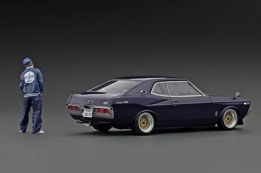 【WEB限定】 IG3009 1/18 Nissan Laurel 2000SGX Purple With Mr.Sata Late Ver. 総長系ユーチューバ― バッドボーイズ 佐田 ローレル_画像2