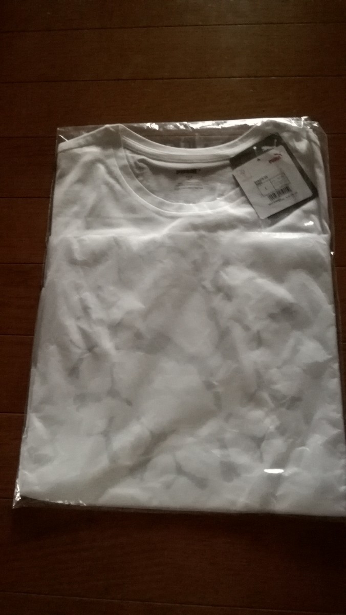 プーマ　PUMA　シャツ　半袖　Tシャツ　白色　サイズLサイズ　678478 02 女性用_画像2
