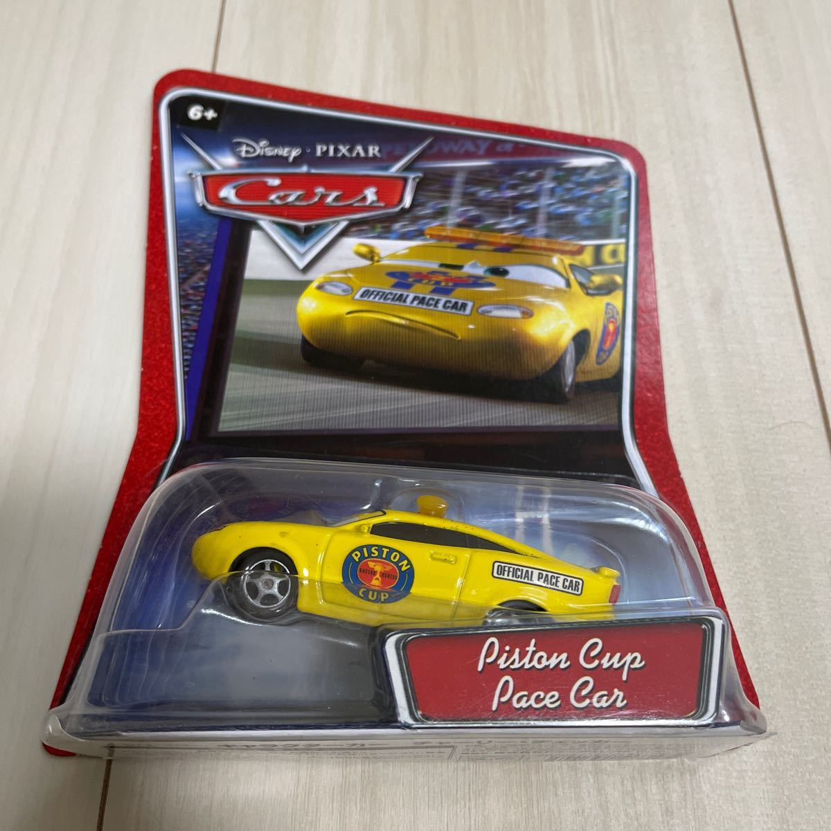 マテル カーズ CHARLIE CHECKER チャーリーチェッカー MATTEL CARS ミニカー キャラクターカー　ピストンカップ ペース カー_画像1