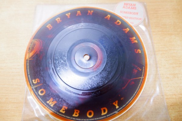 EPd-4972＜ピクチャー盤＞BRYAN ADAMS / SOMEBODY ,LIMITED EDITION_画像3