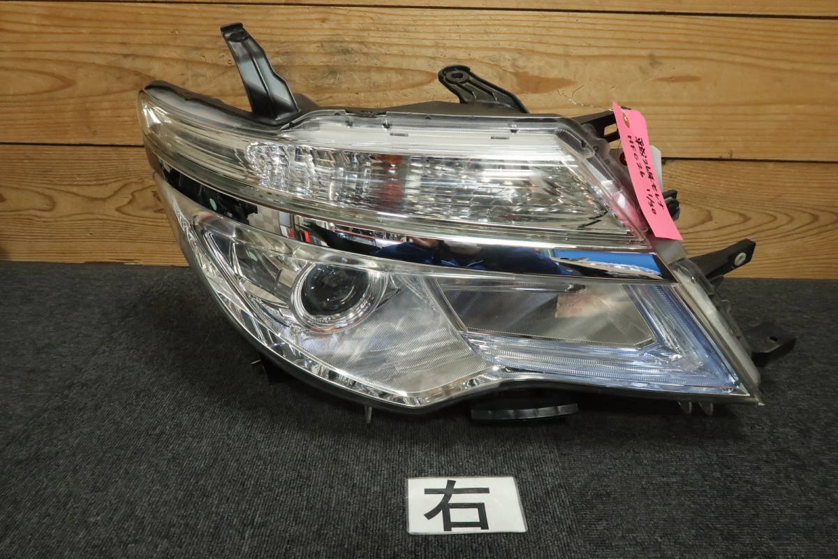  Serena HFC26 right front light [Koito100-23683] 32,000km