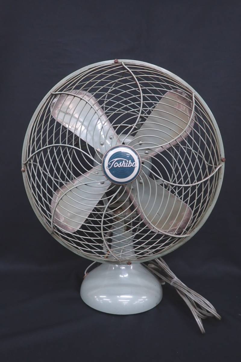 Toshiba レトロ 扇風機 カーキ グリーン 4枚羽 インテリア TOSHIBA 東芝 ADF-30B 東京芝浦 A.C ELECTRIC FAN A12089K_画像2