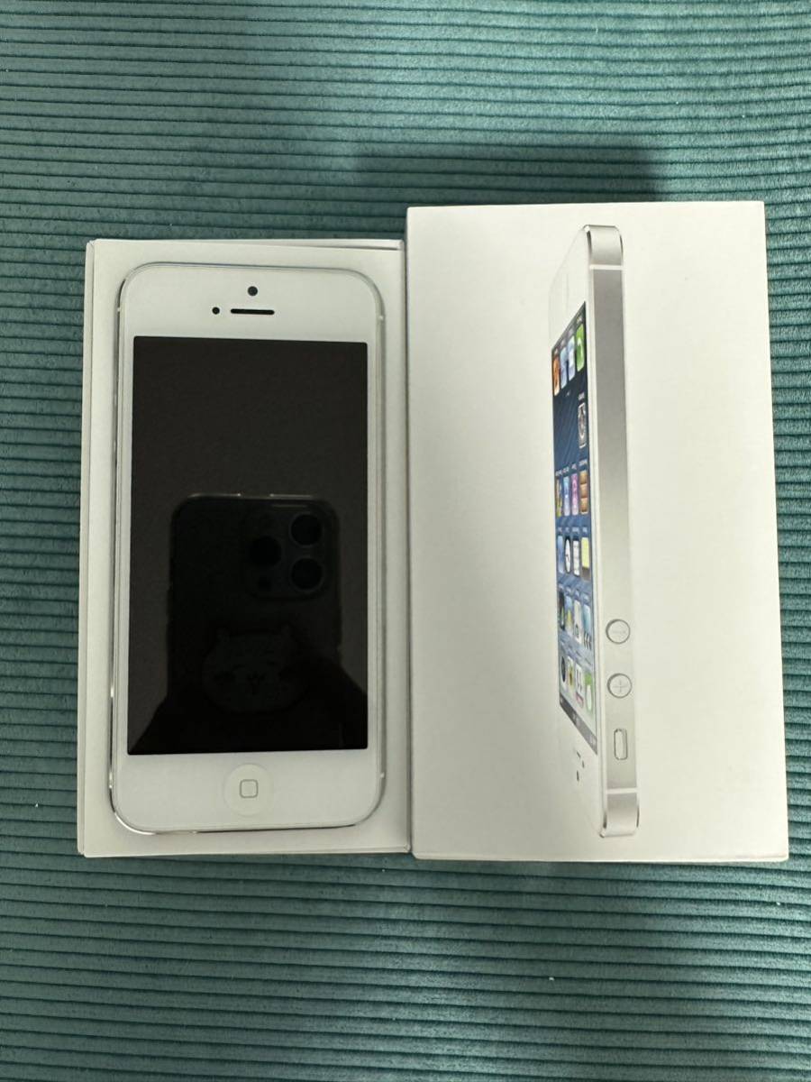 iPhone 5 simフリー　ホワイト　64GB_画像1