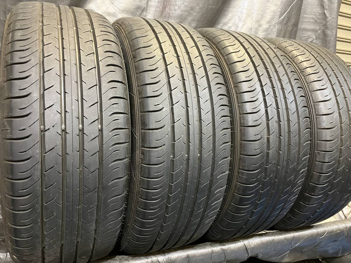 極上品 ダンロップ 215/55R17 SP SPORT MAXX カムリ クラウン オデッセイ ザ・ビートル パサート など_画像1