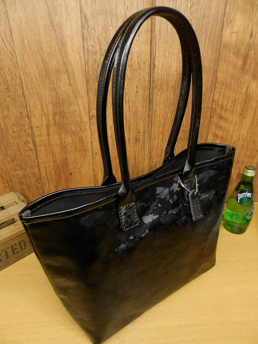 PROTO LEATHERS カモフラージュ XSサイズ トートバッグ 未使用品 Yahoo!オークション - カモフラ 迷彩柄レザーのトートバッグ M