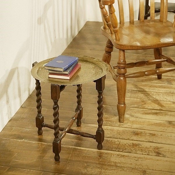 英国イギリスアンティーク家具 フォールディングテーブル ブラス天板 真鍮 折畳み式 コーヒーテーブル オーク材 A830_画像1