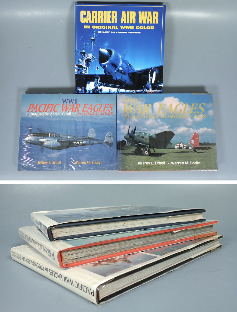 ■洋書（ハードカバー）　WWⅡ 航空機 オリジナルカラー資料本　３冊_画像1